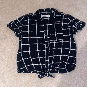 ABERCROMBIE KIDS Black and White Buttonup